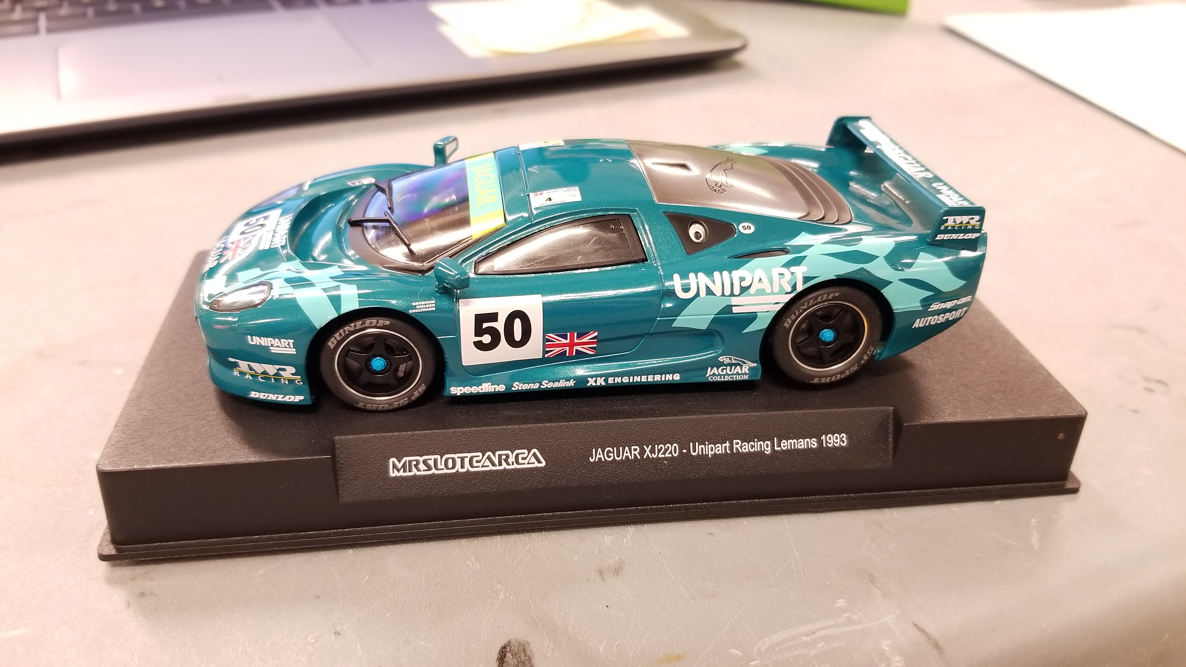 MR1082  MRSLOTCAR Jaguar XJ220 Unipart # 50 Le Mans 1993