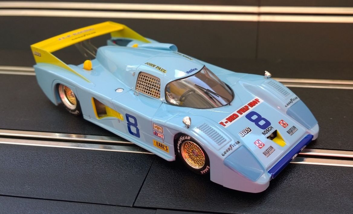 SRC017010 'J.L.P. Racing' Lola T600 #8