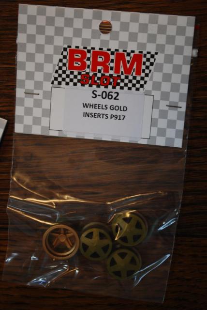 S-062 Wheel insert set of 4 for Porsche 917K gold.