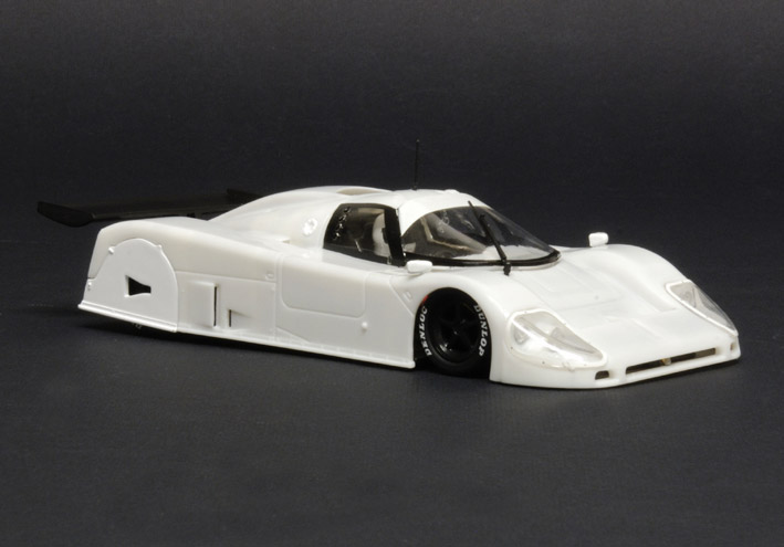 SICA07Z  Jaguar XJR9 - White Unpainted Kit